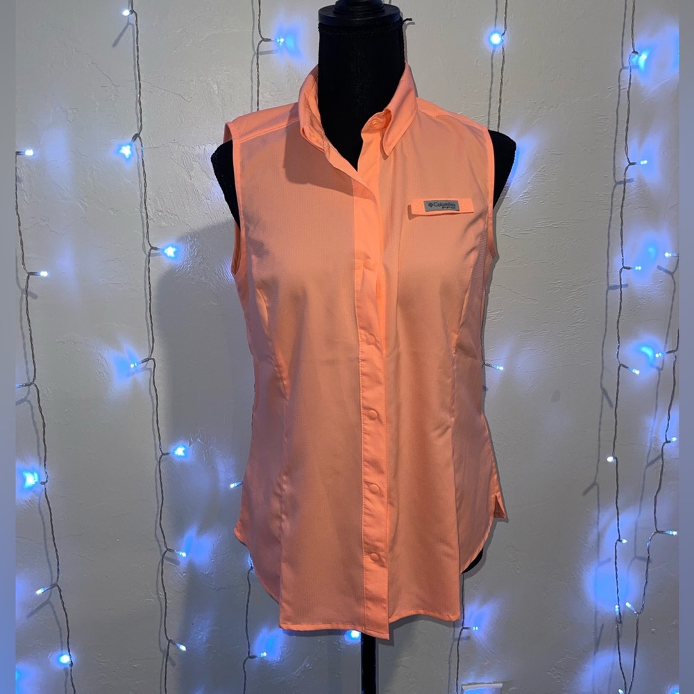 Columbia Women’s Button Down Tank